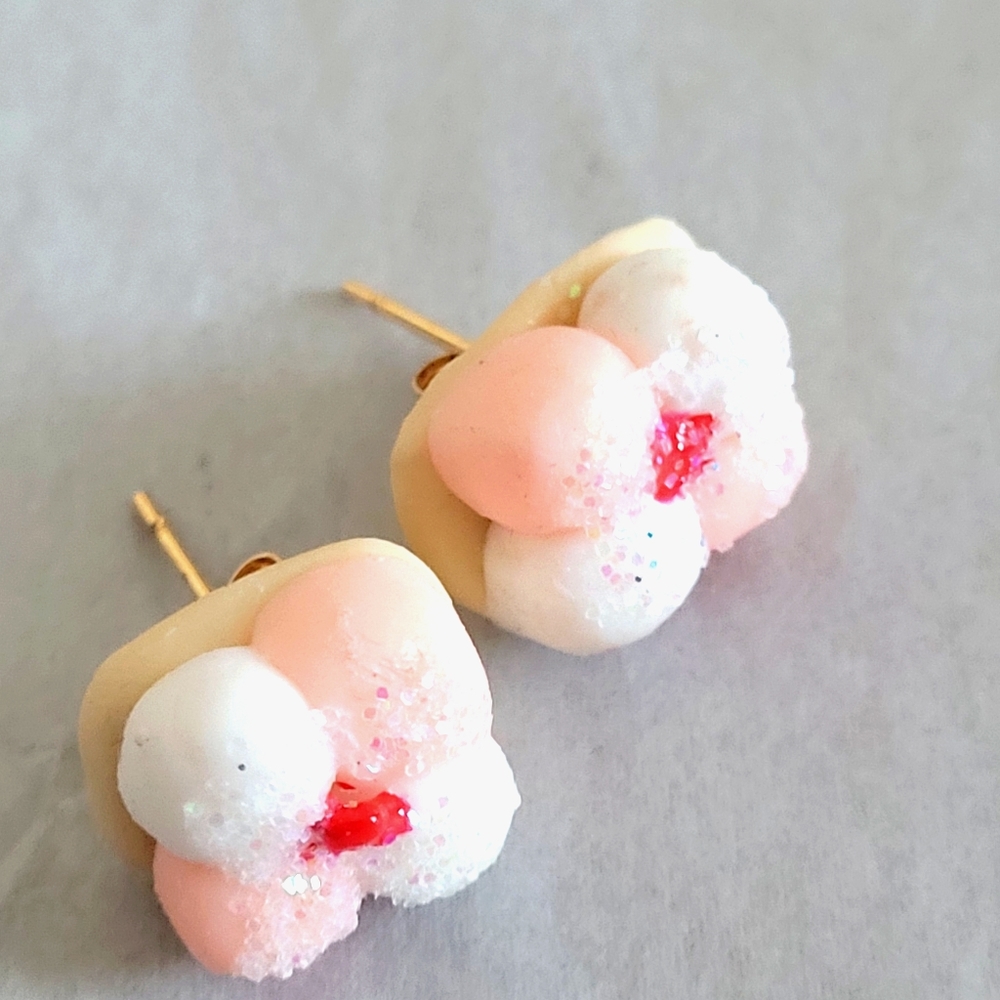 Women's Mini bombon earrings